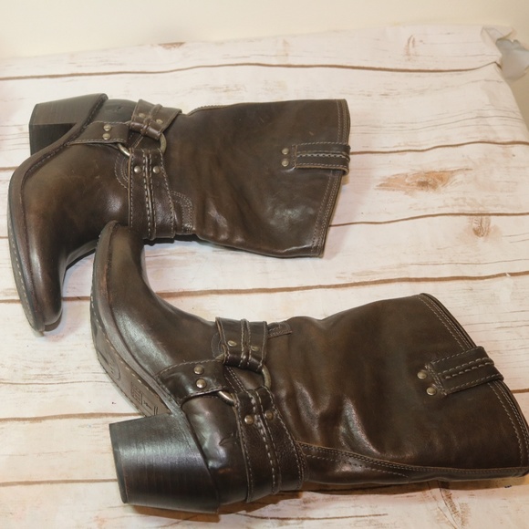 FRYE Boots Brown Leather Distressed Buckle Sz. 7.5 - Picture 2 of 8